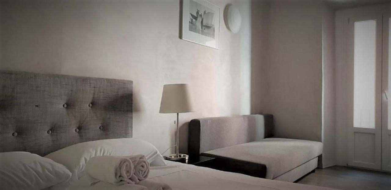 Dhomes - Apartments And Rooms Milano Værelse billede